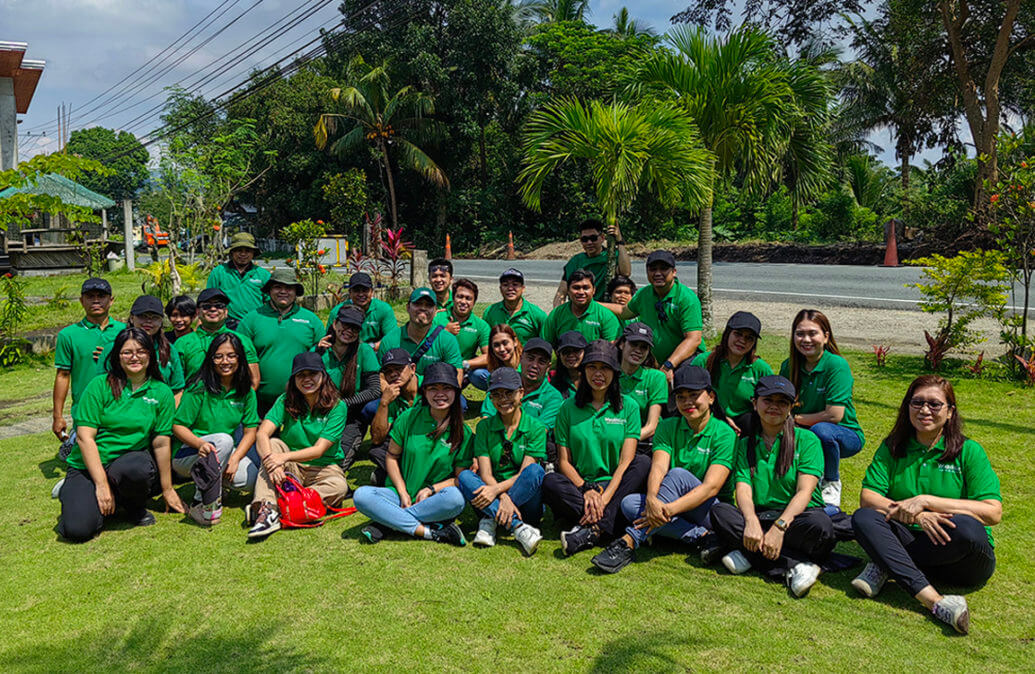 Wealthlink Inc. | Stepping Towards Safety: Wealthlink’s Pangkabuhayan Outreach Program Wealthlink Inc. | Tree-Planting-3-e1700044842284